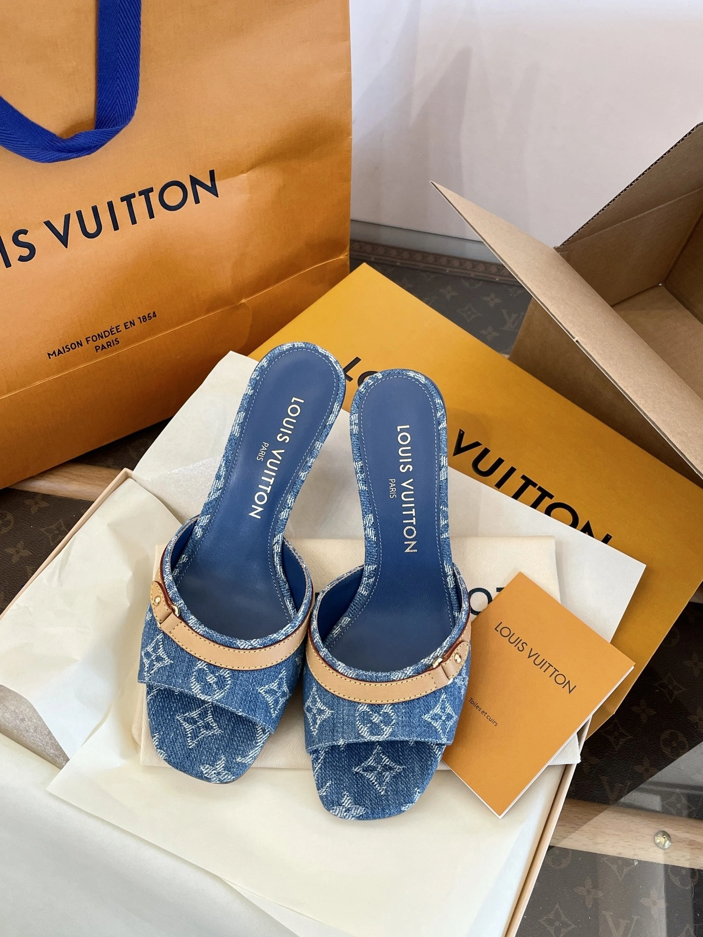 COCO-- 8V 1ADIF3 1ADIF1 Heel height ：5.5cm item:E-X230F1205